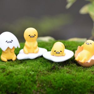 Gà con trong trứng